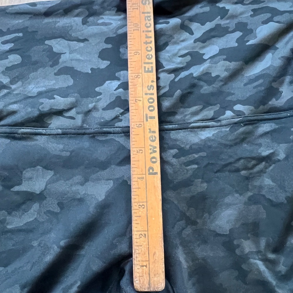 SPANX Leggings Women's Sz 1X High Rise Black Camouflage Tummy Control Workout - Picture 16 of 16